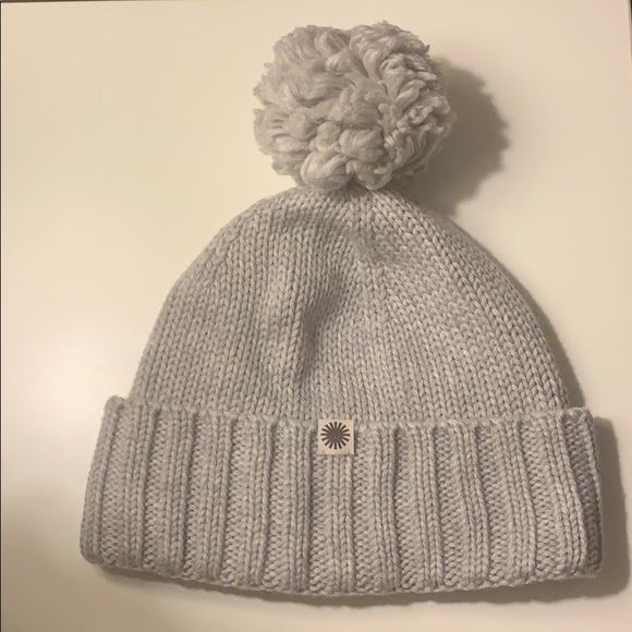 UGG Accessories - [NWOT] Women’s Grey Ugg Hat